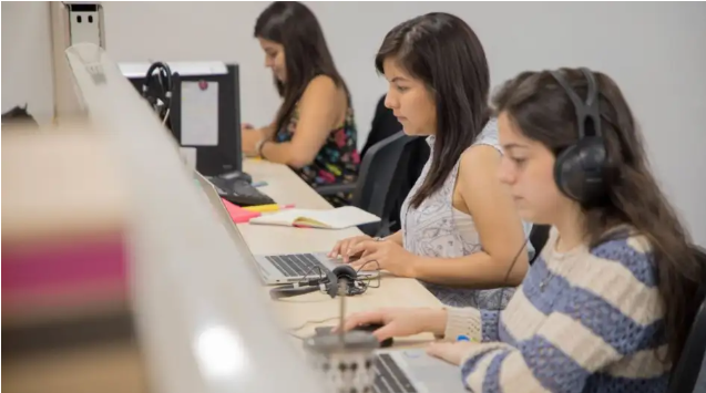 Prensa | ¿Qué piensan los empresarios de la nueva generación de jóvenes profesionales? (Perfil 23.8.2022) Prensa | ¿Qué piensan los empresarios de la nueva generación de jóvenes profesionales? (Perfil 23.8.2022)