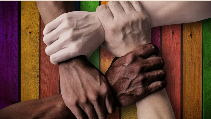 Prensa | Ser diversas e inclusivas, o no ser: el dilema actual de las empresas (El Cronista, 22.11.2022)