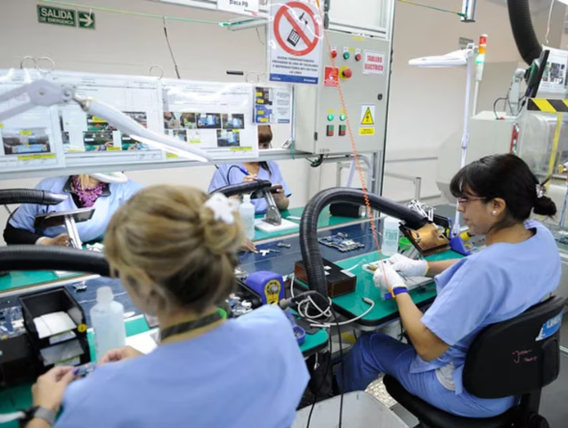 Prensa | Las mujeres en el mundo laboral: ¿una deuda en la gestión de las empresas? (infobae 12.3.2023) Prensa | Las mujeres en el mundo laboral: ¿una deuda en la gestión de las empresas? (infobae 12.3.2023)