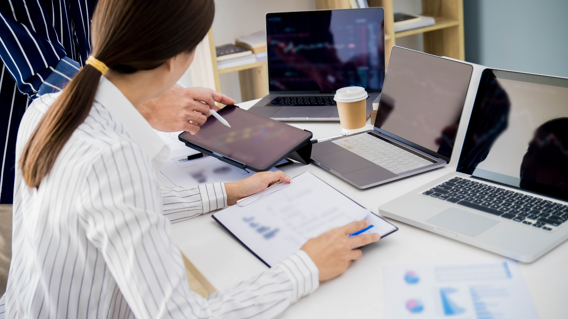 Aushilfen im Sommer 2025: Was Unternehmen wissen müssen