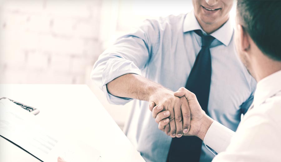 La abogada Yolanda Lobao explica la situación fiscal para comprar propiedades en España